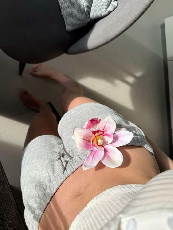 Lesis cute feet