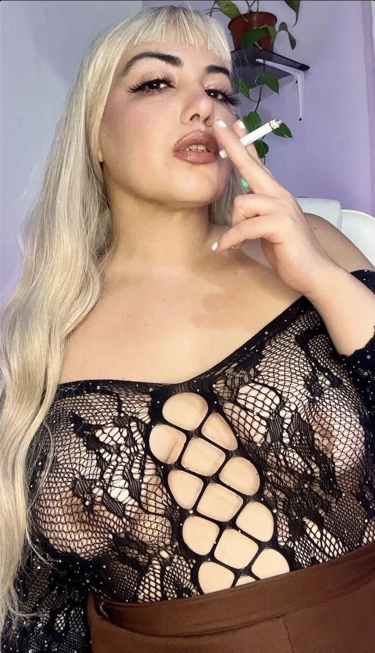 smoking empirE 