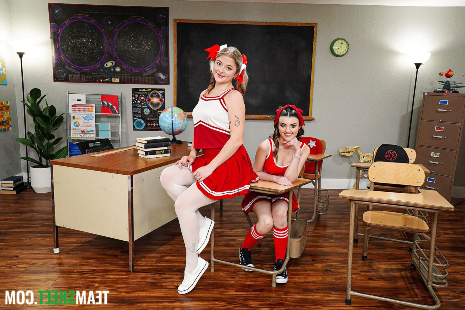 Jill Taylor, Julia James Scandal School School: The Cheerleade