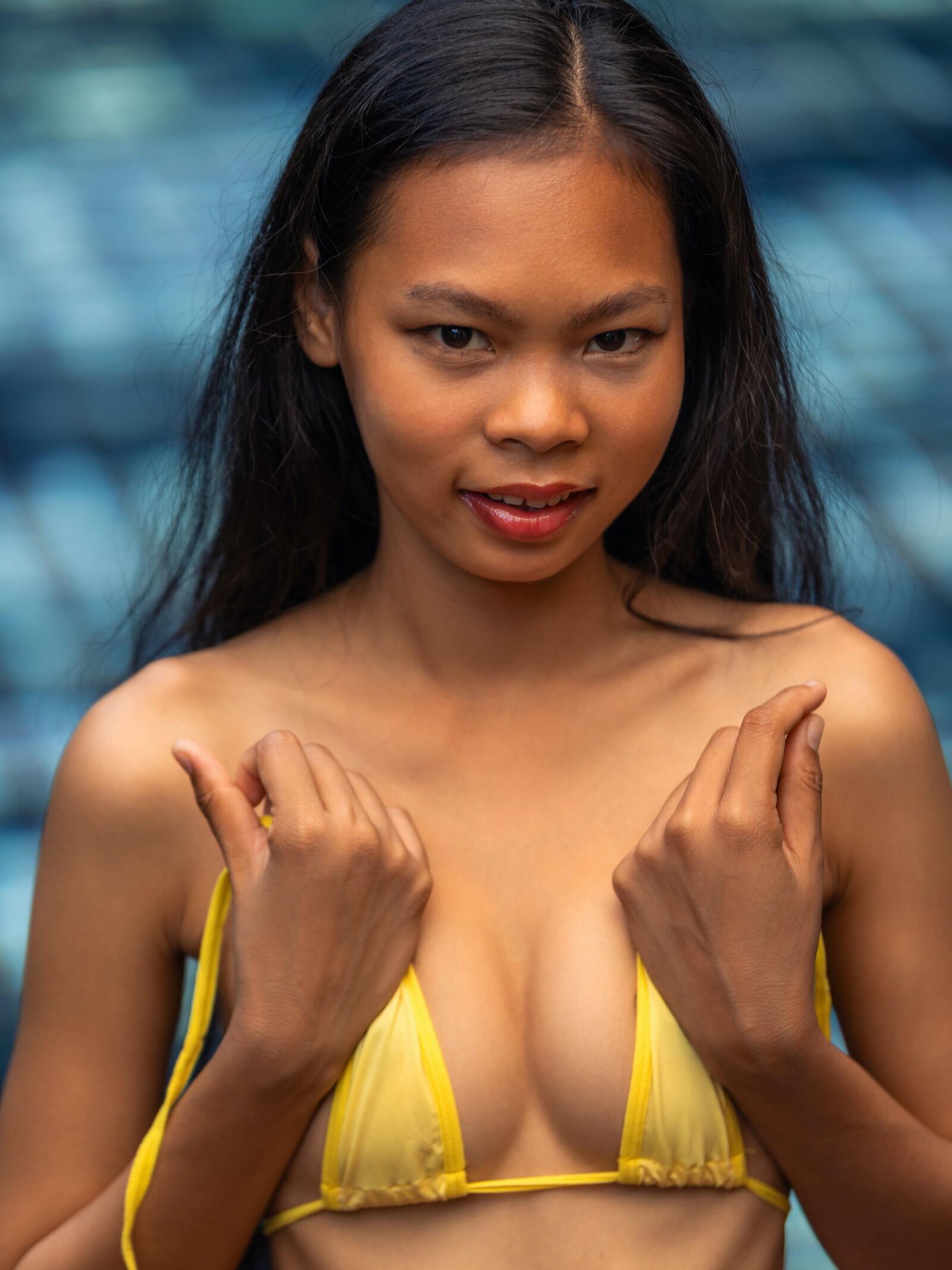 Bikini amarillo