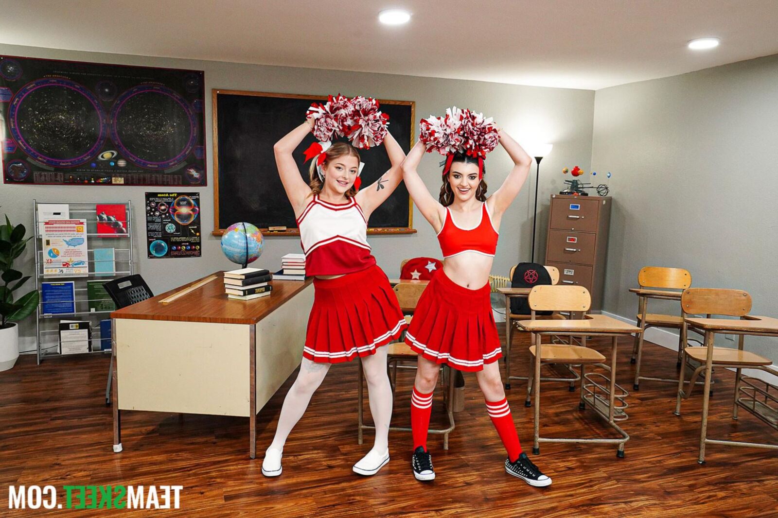 Jill Taylor, Julia James Scandal School School: The Cheerleade