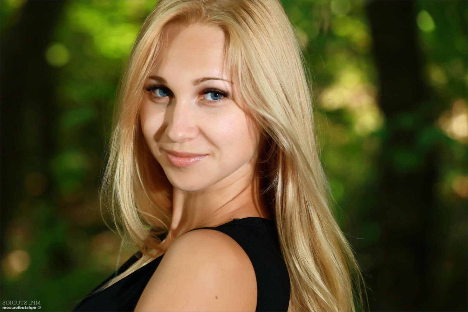 Belonika Embracing the green