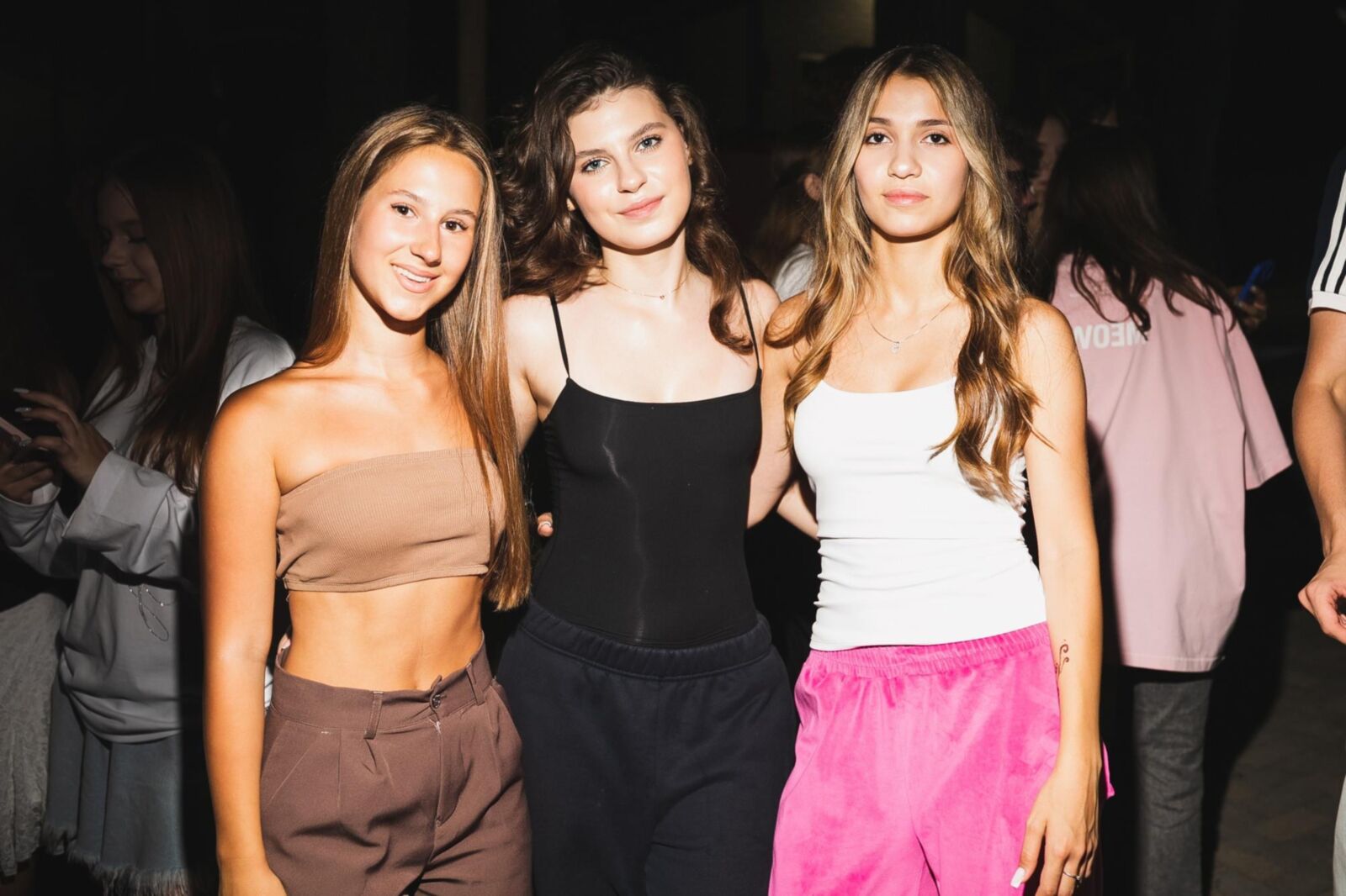 Hijas no desnudas mixtas