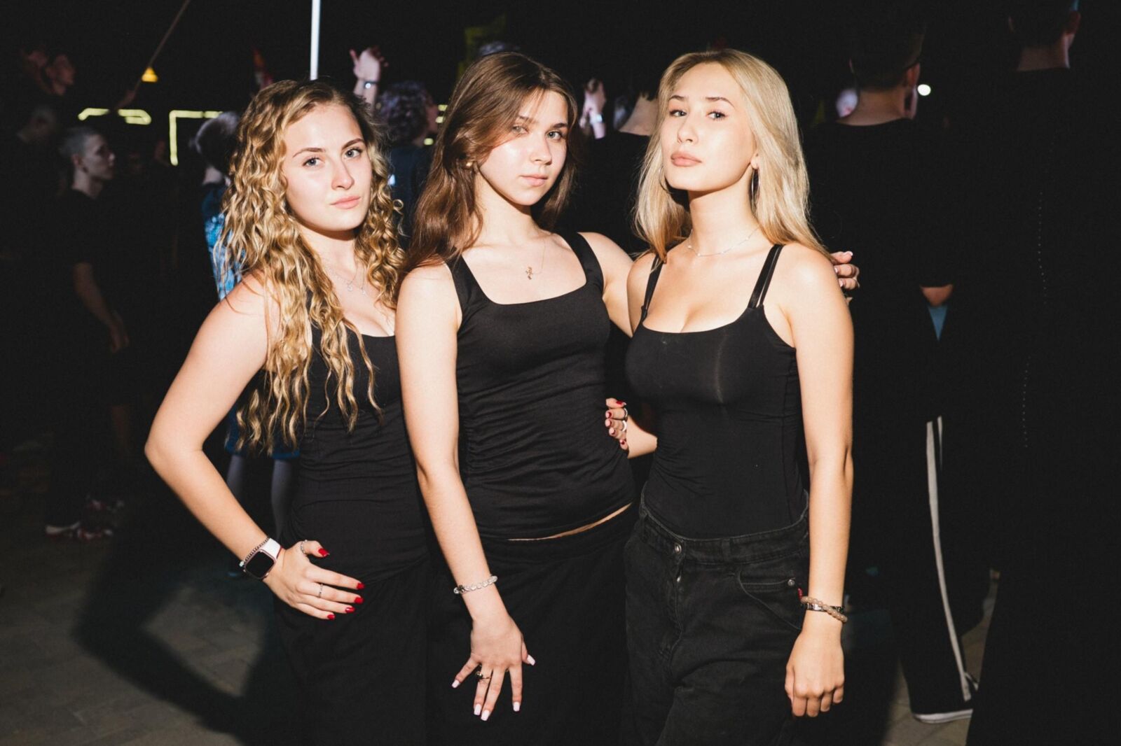 Hijas no desnudas mixtas