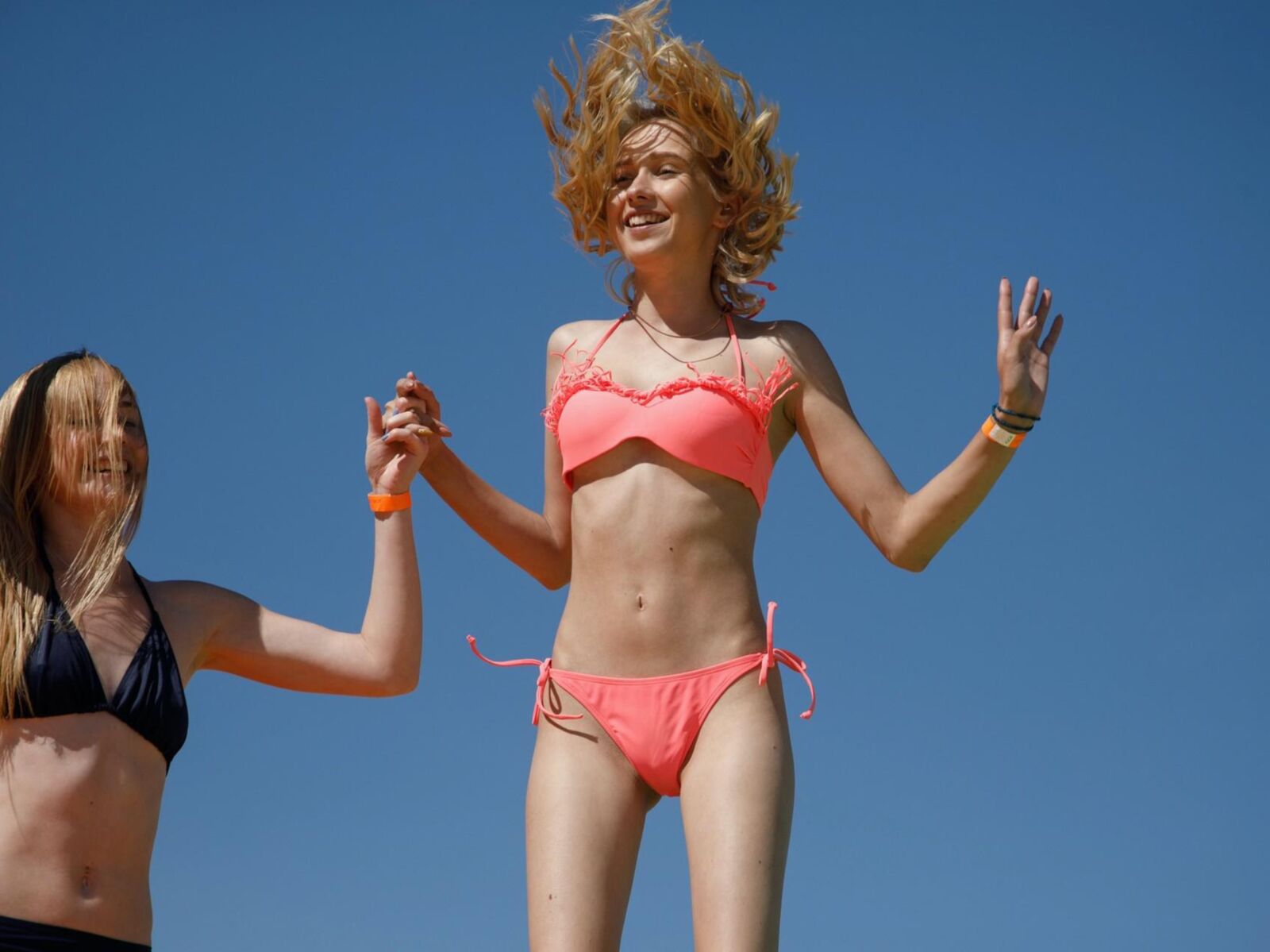 Rune e Bernie Sunny Bunnies em He Beach (NN)