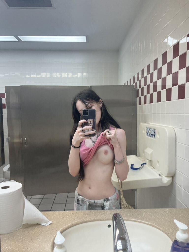 selfies