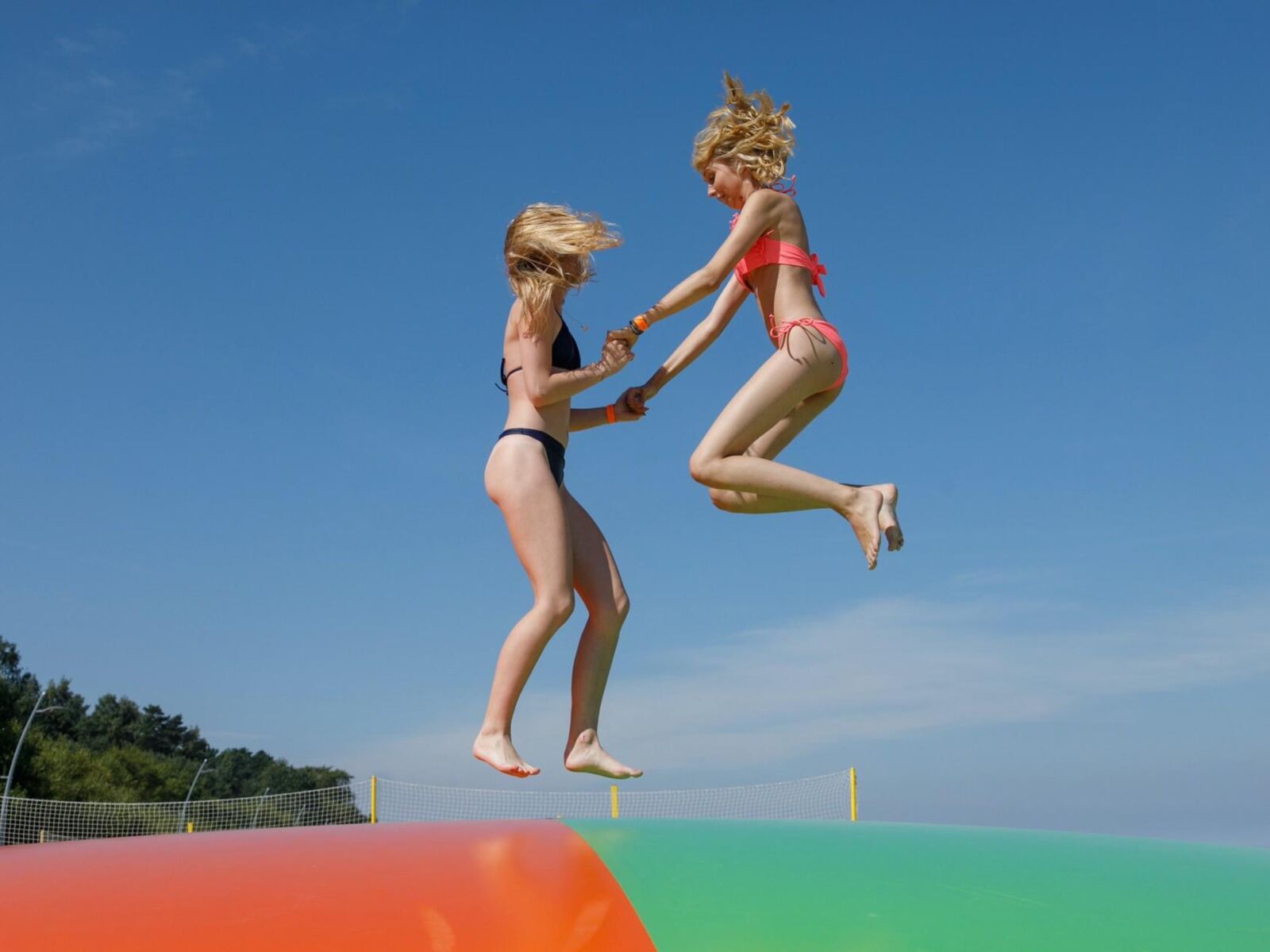 Rune e Bernie Sunny Bunnies em He Beach (NN)