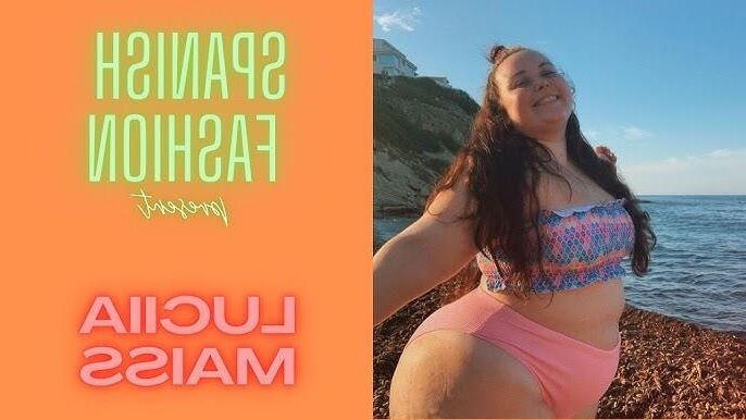 Lucia gigante ass pequenos peitos