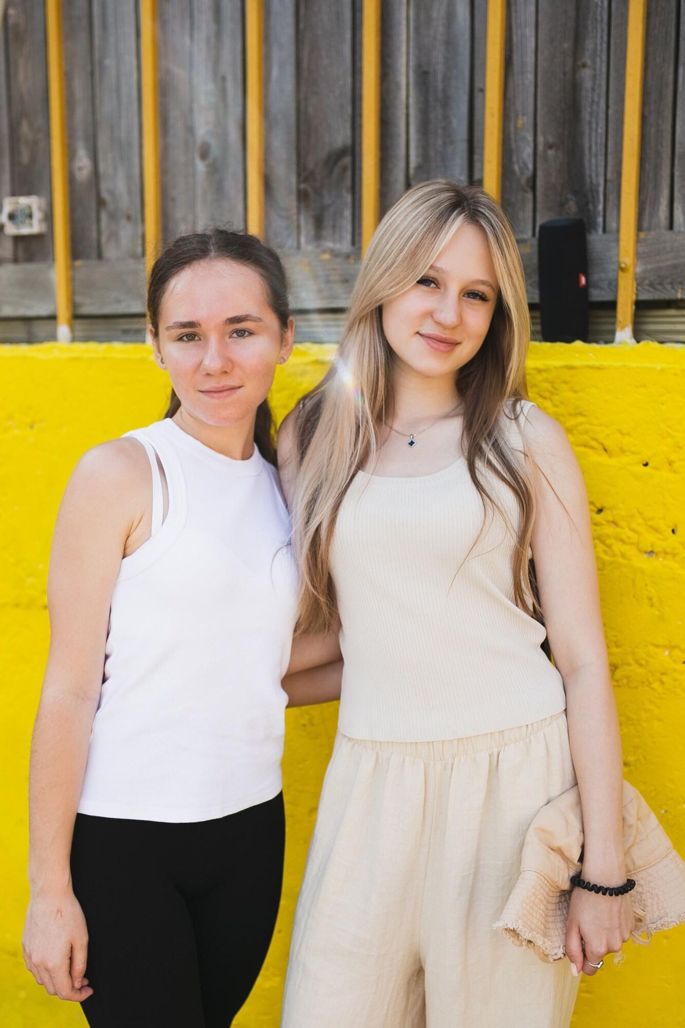 Hijas no desnudas mixtas