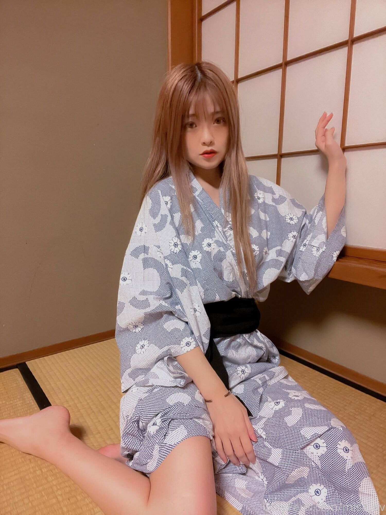 Taiwaner junger Teenager Misa