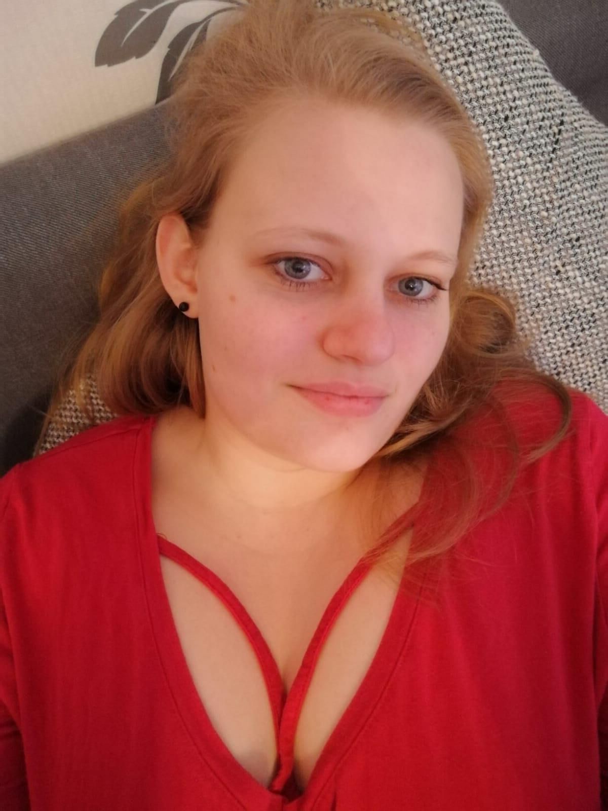 Exponierte deutsche Teenager Katrin