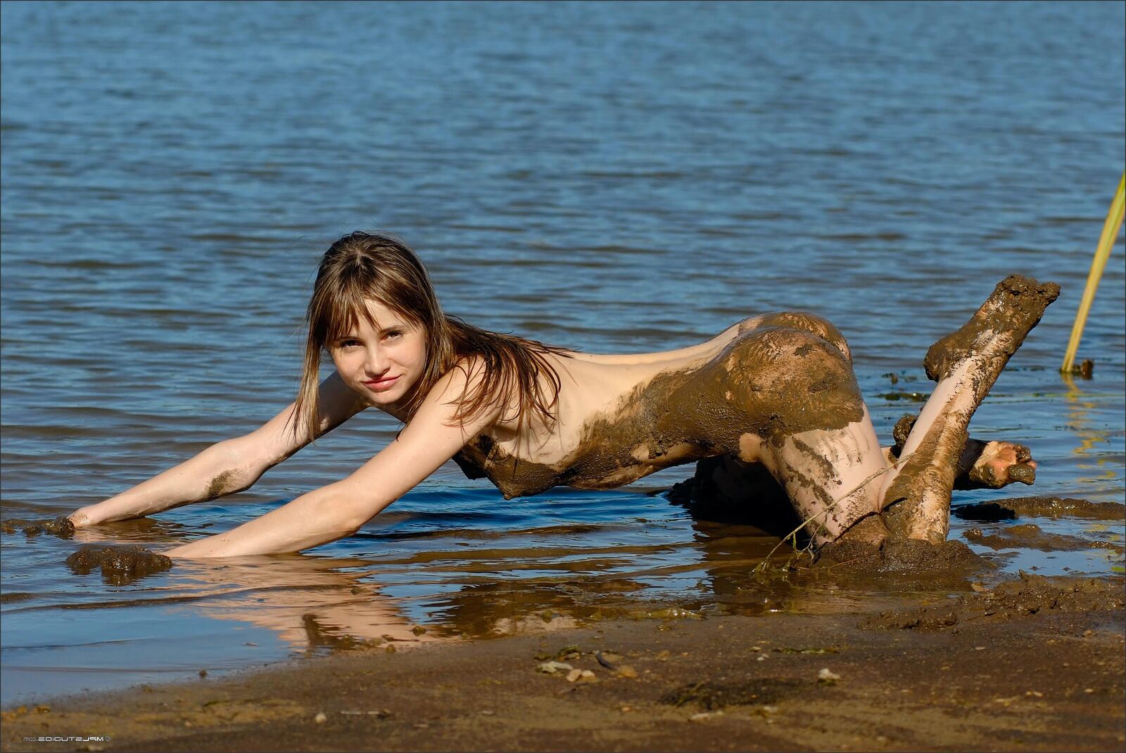 MPLStudios ANYA Mud bath