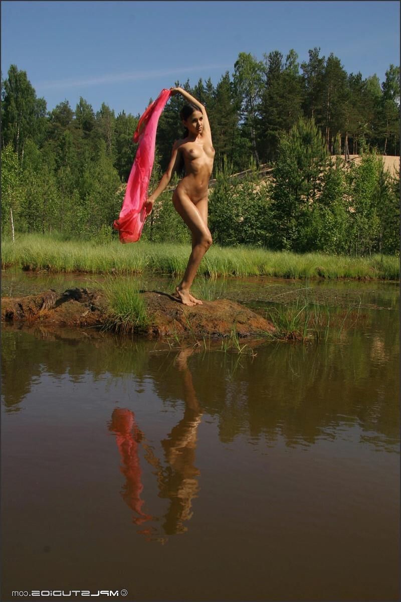 MPLStudios KAMILLA Loved going to the lake