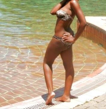 Stepdad and Amber get away Vaca pics