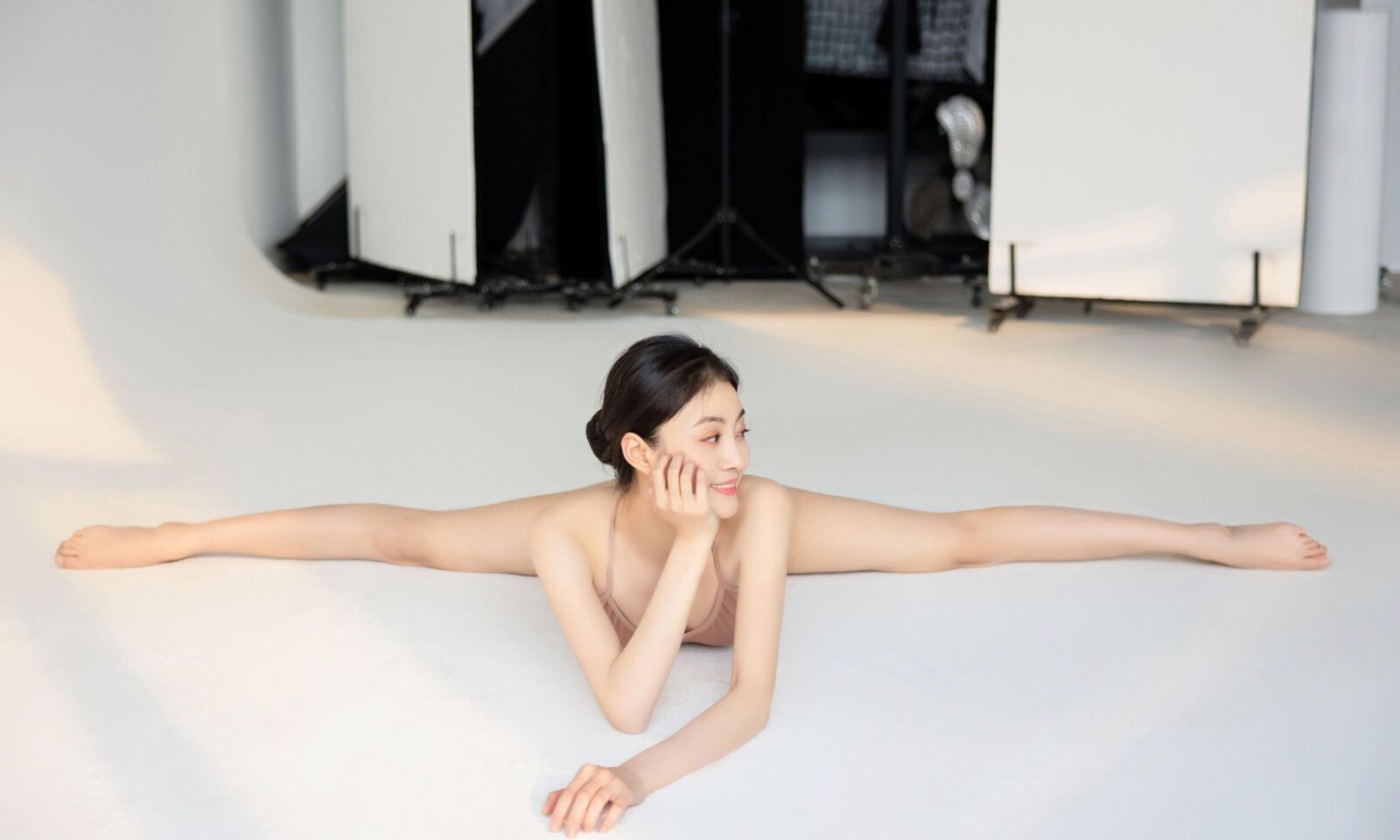 Mao Mao Limbering up (NN)
