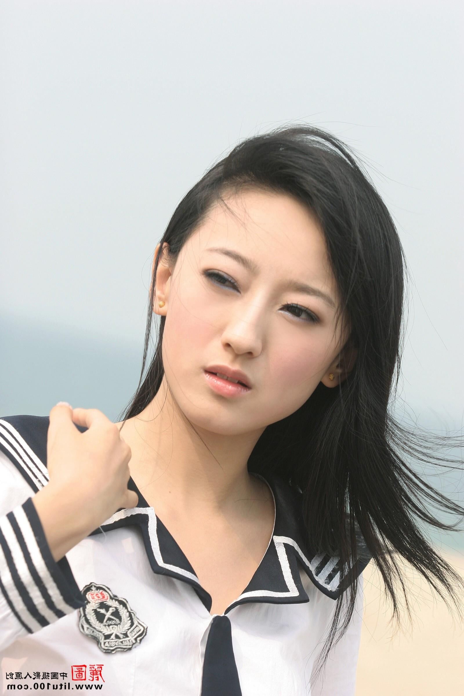 litu ZHANG T An afternoon at the beach (NN)