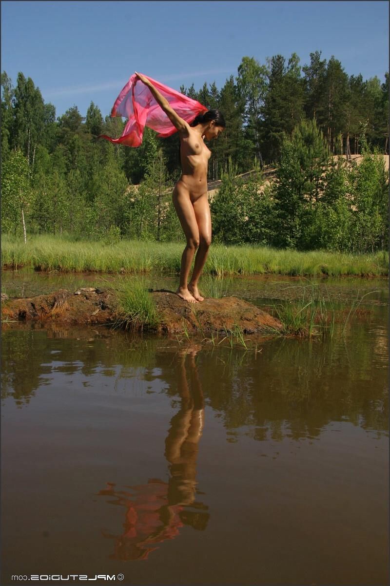 MPLStudios KAMILLA Loved going to the lake