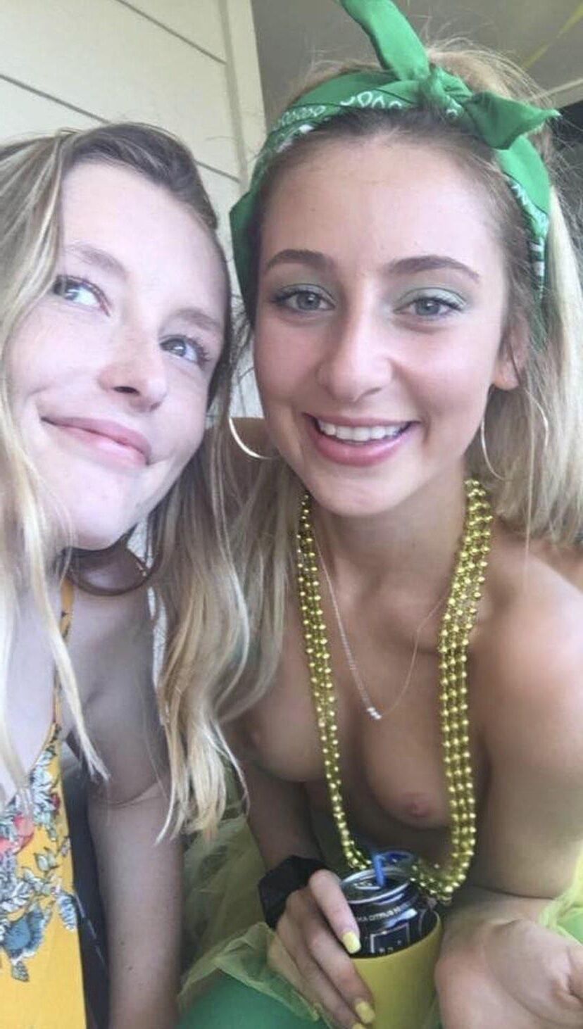 Aussie Chick Gabby