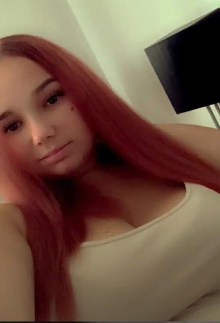 Welche dieser drei Schwester würdest du ficken und wie? 