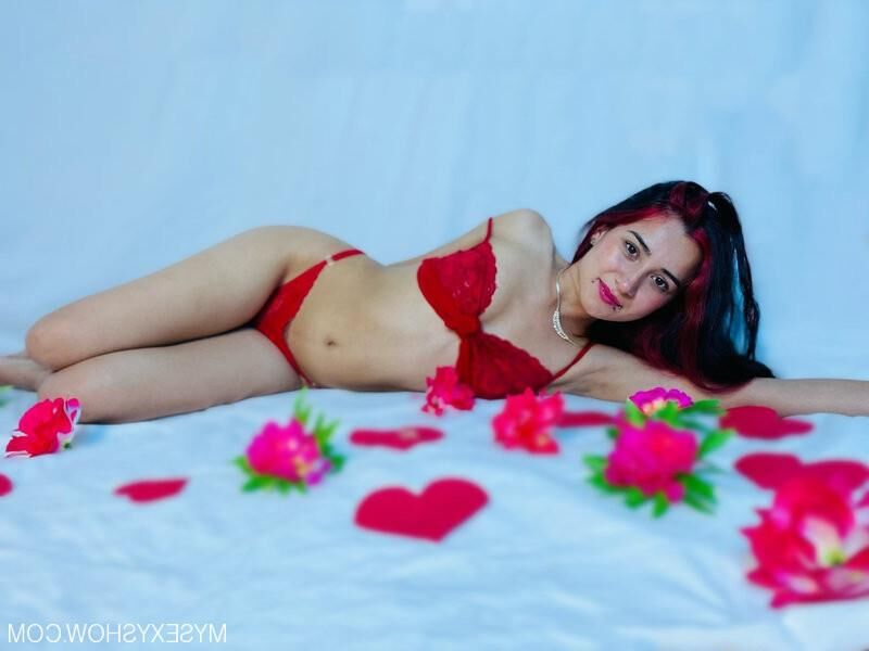 Abbieconorss at MySexyShow.com