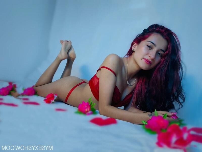 Abbieconorss at MySexyShow.com