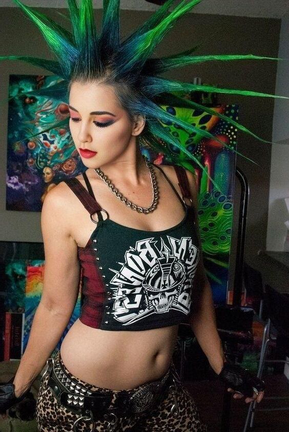 sexy punk teen with sexy legs