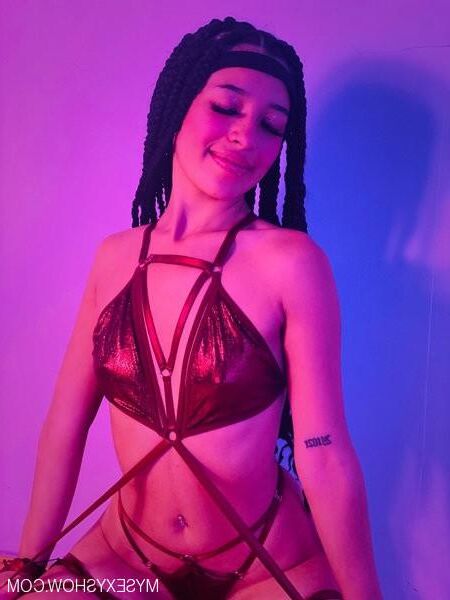 Abbybabyy at MySexyShow.com