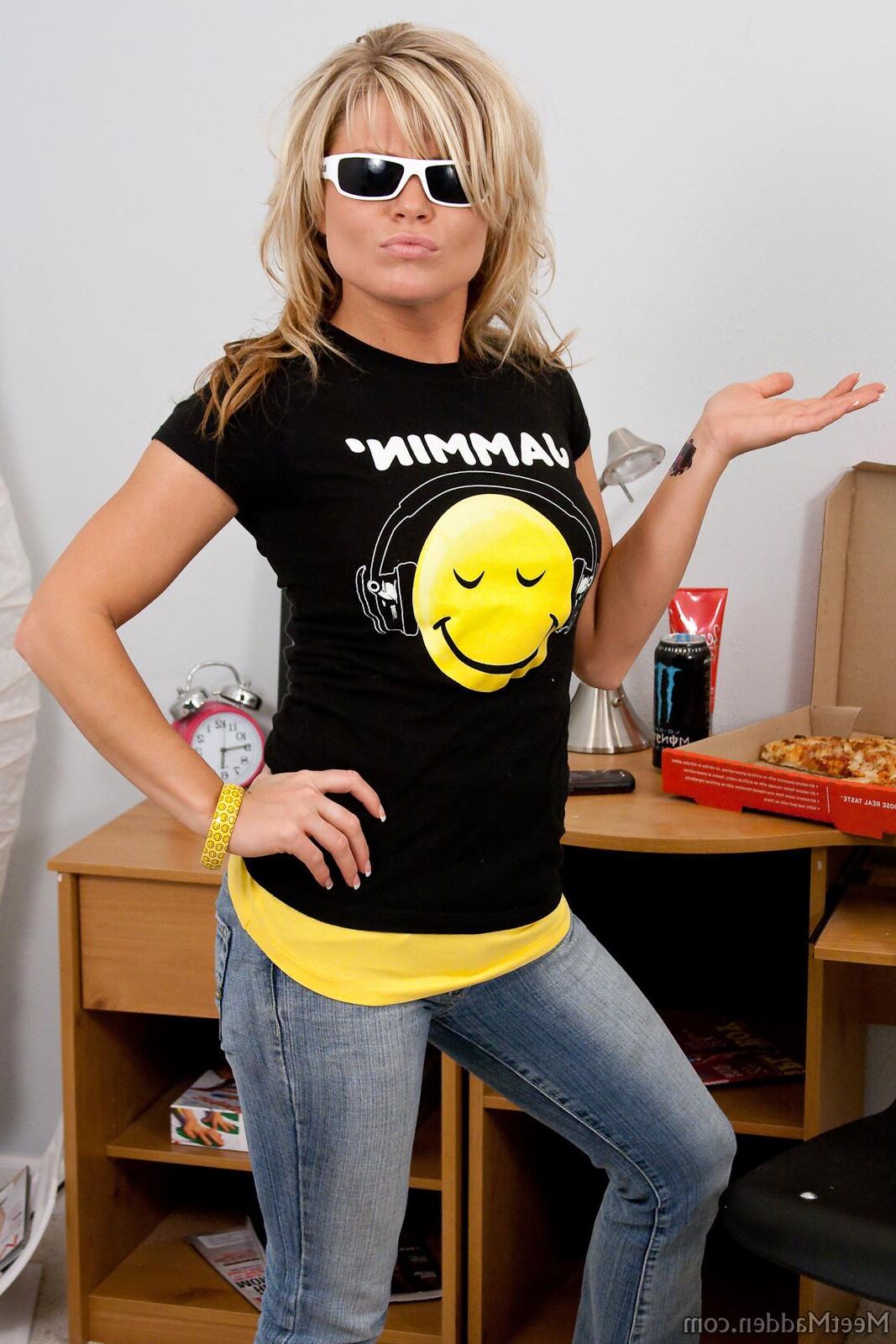Meetmadden madden jasmin's tee