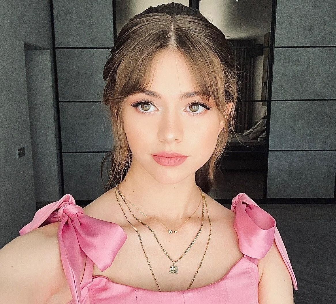 Non Nude Daughters Mixed 