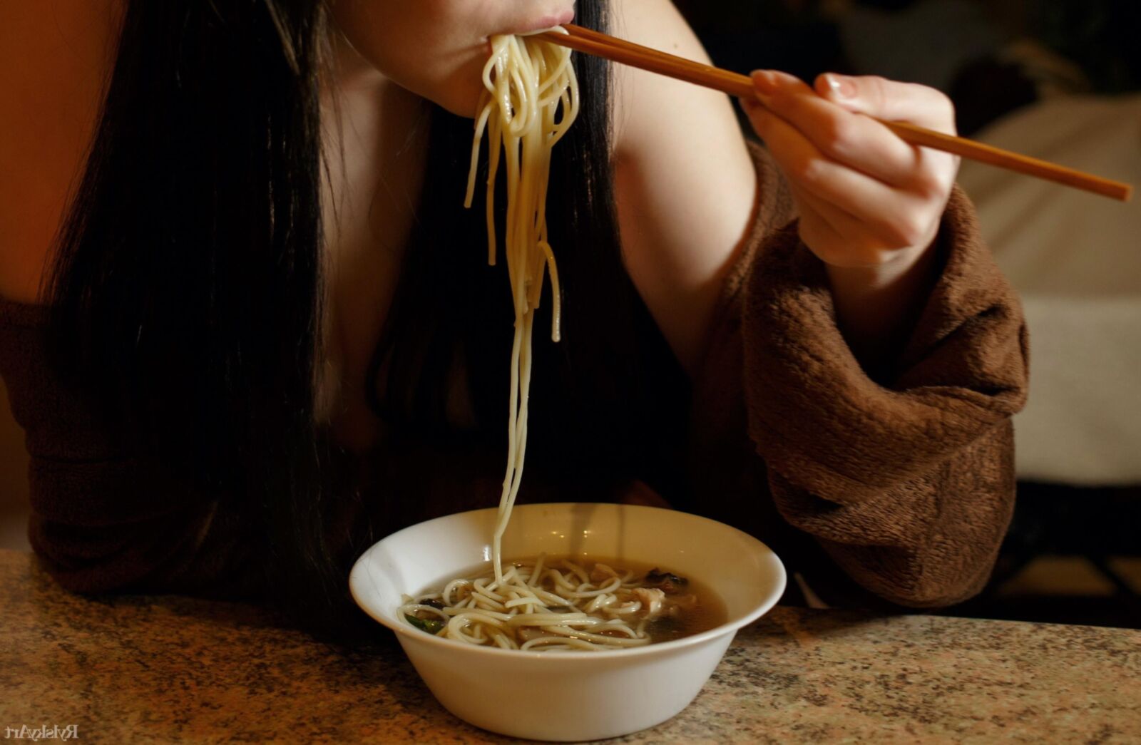 RylskyArt CHANRL FENN Noodles for breakfast