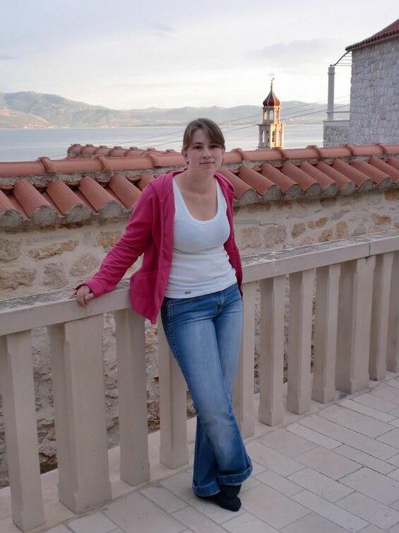 Submissive German Teen Julia from Stuttgart Exposed