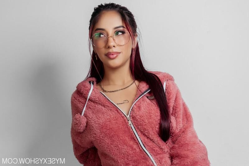 Abbycoopers at MySexyShow.com