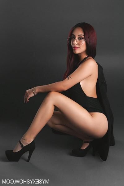Abbycoopers at MySexyShow.com