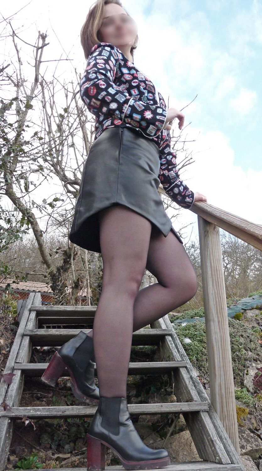 Shooting innocent avec cette teen en collant