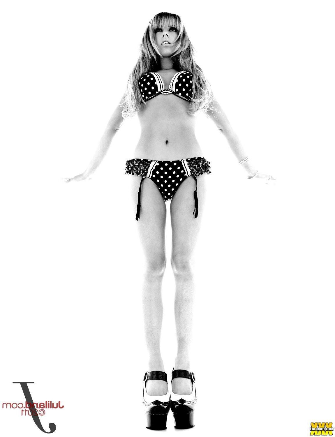 Lexi Belle solo siendo raro