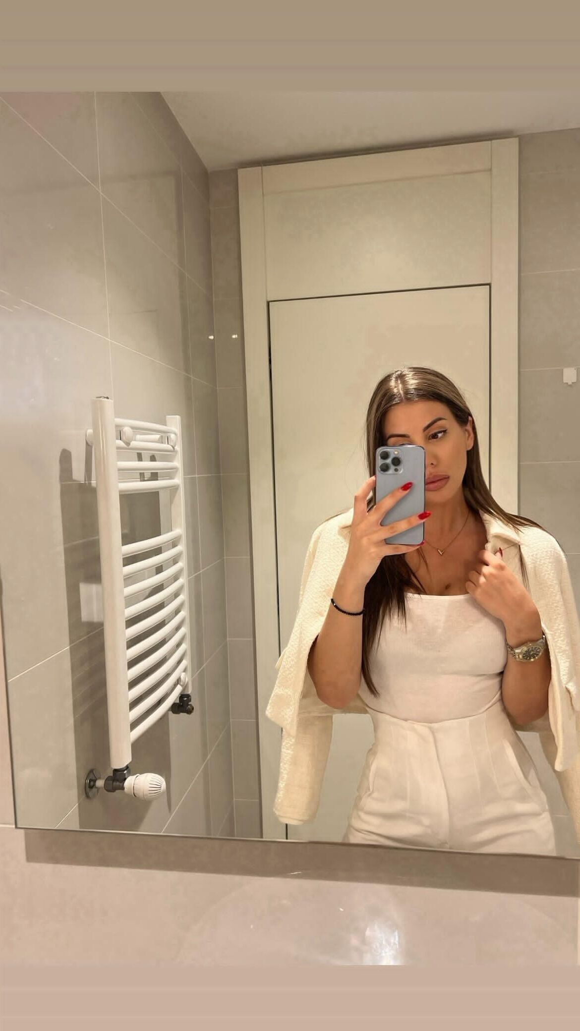 Serbian teens/thots/Srbija kurve klinke za drkanje