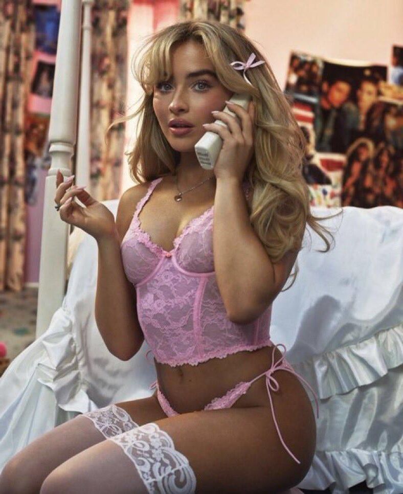 Non nude beauties to goon
