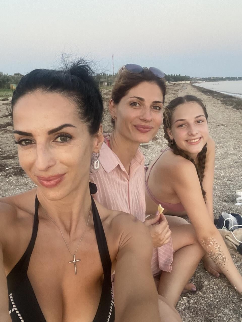 Non Nude Daughters Mixed 