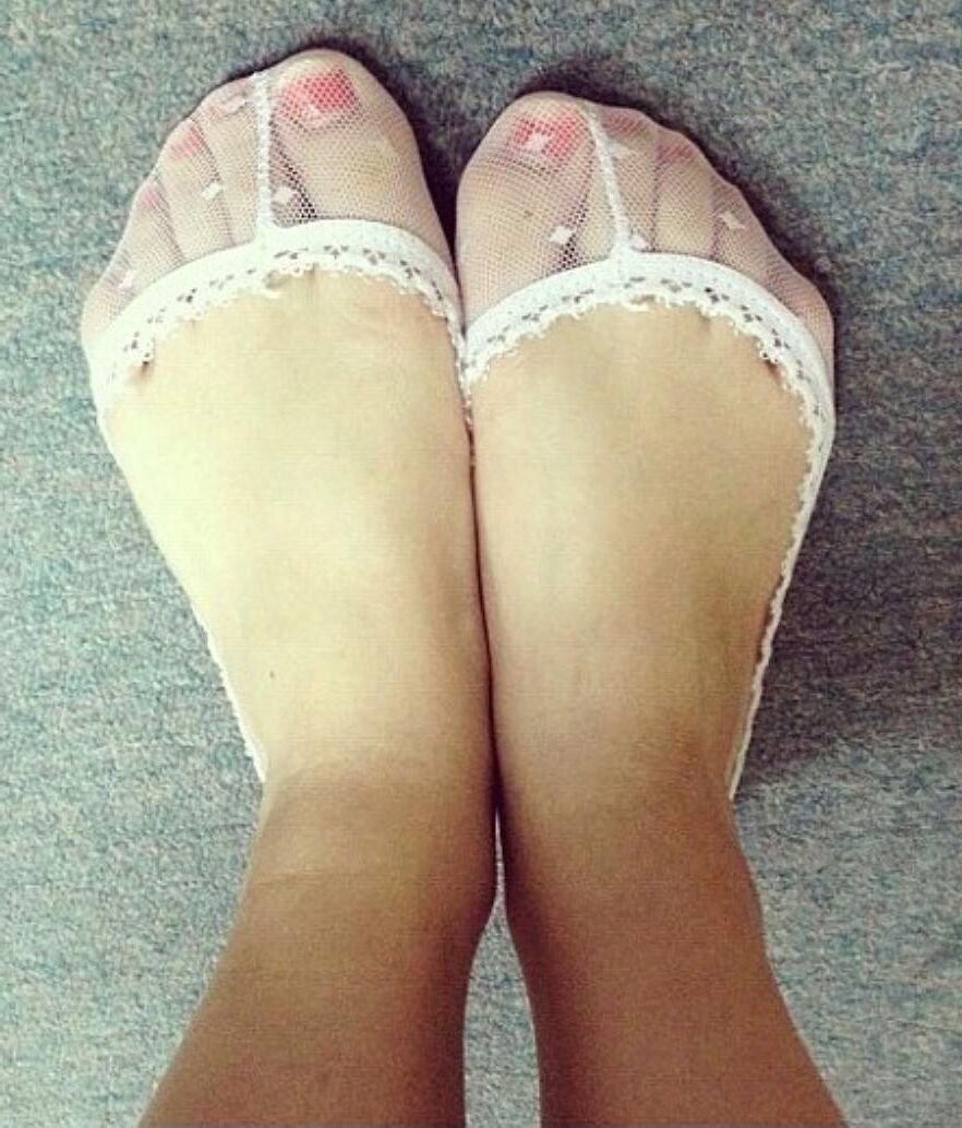 Planos, zapatos, tacones, sandalias, calcetines,