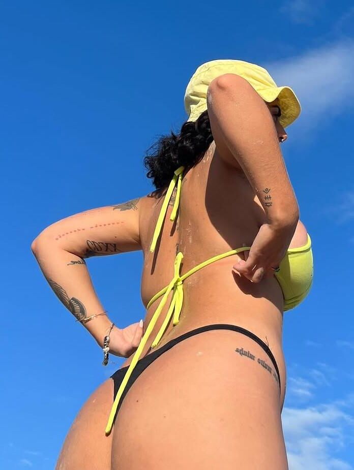 Stupide tatoué à base