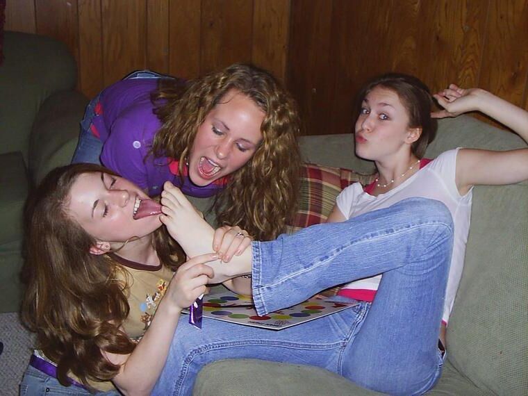 Teen Feet 