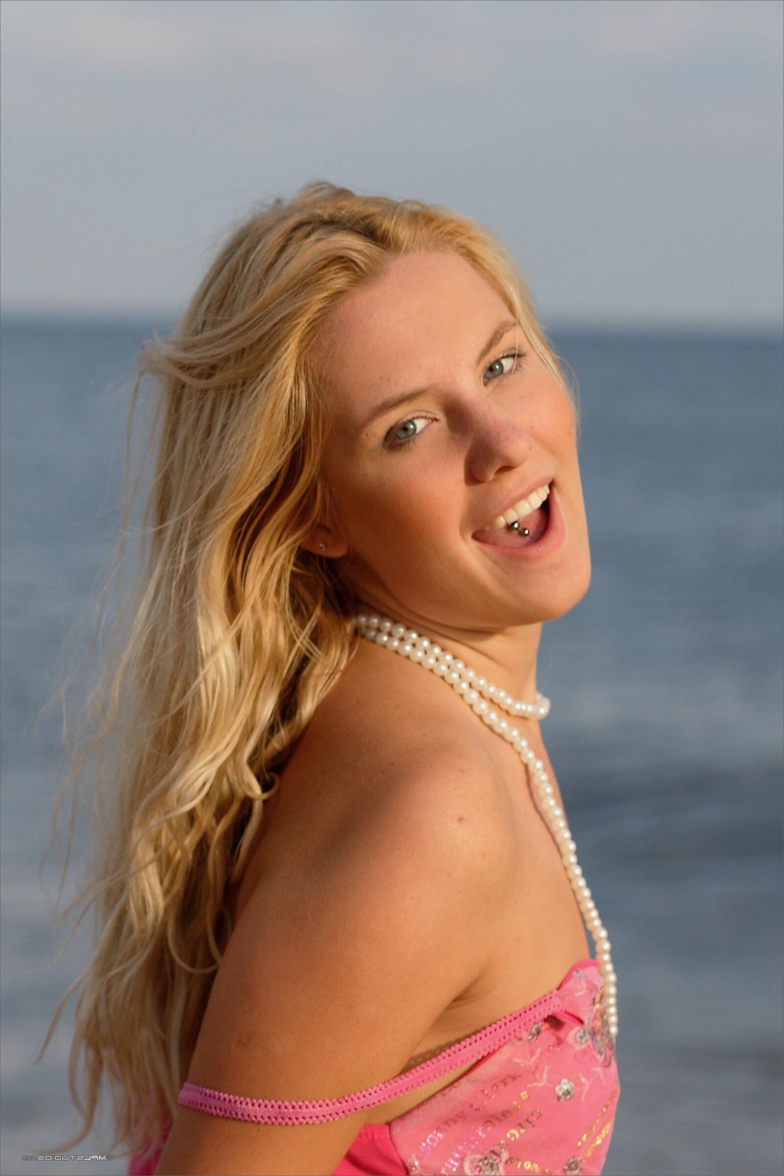 Mpstudios anuetta partageant des photographies