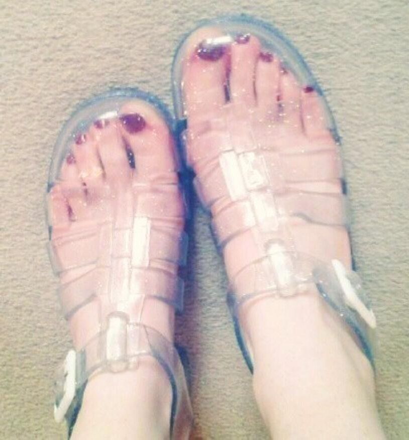 Planos, zapatos, tacones, sandalias, calcetines,