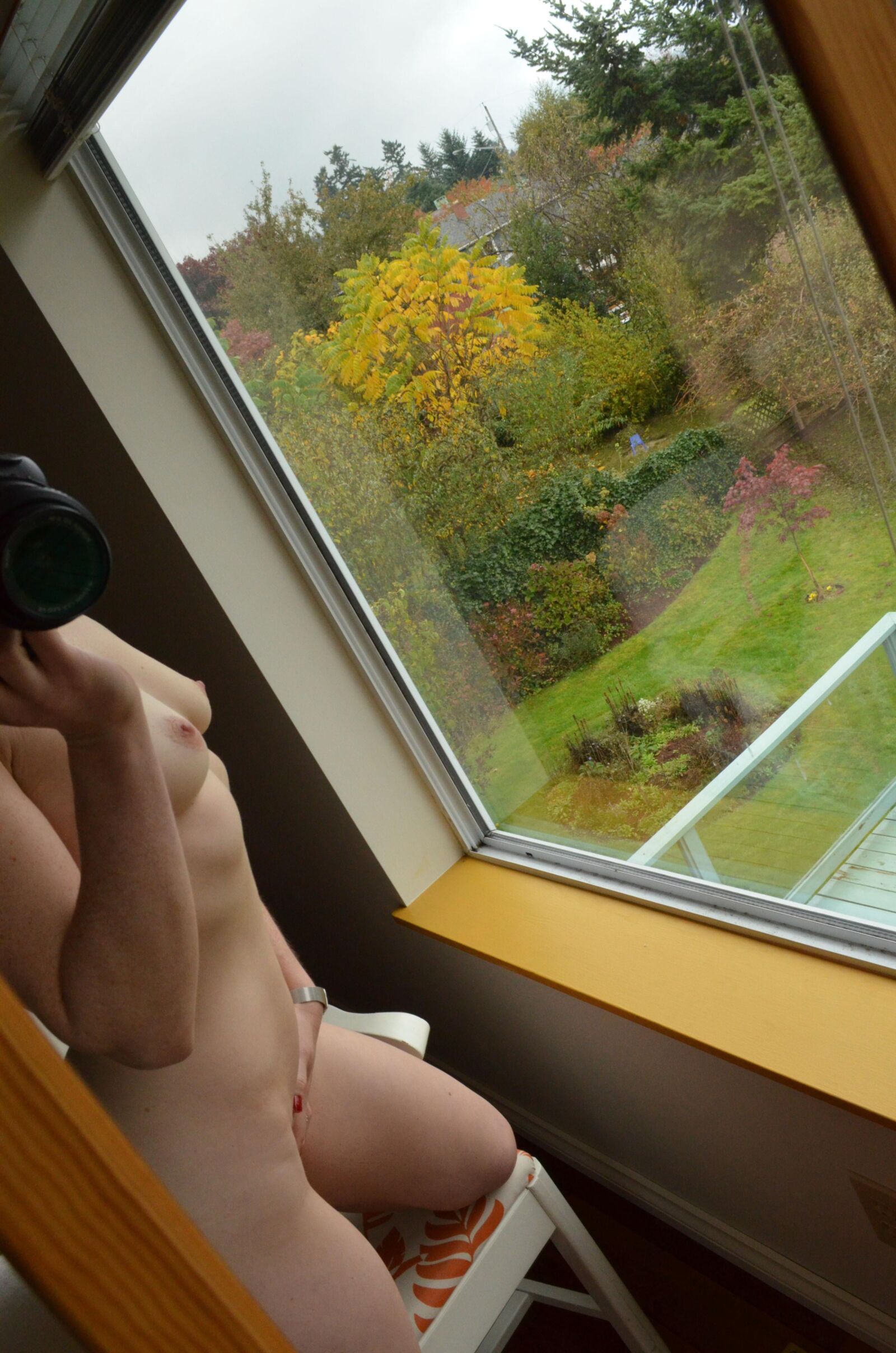 Hot window nudity qq