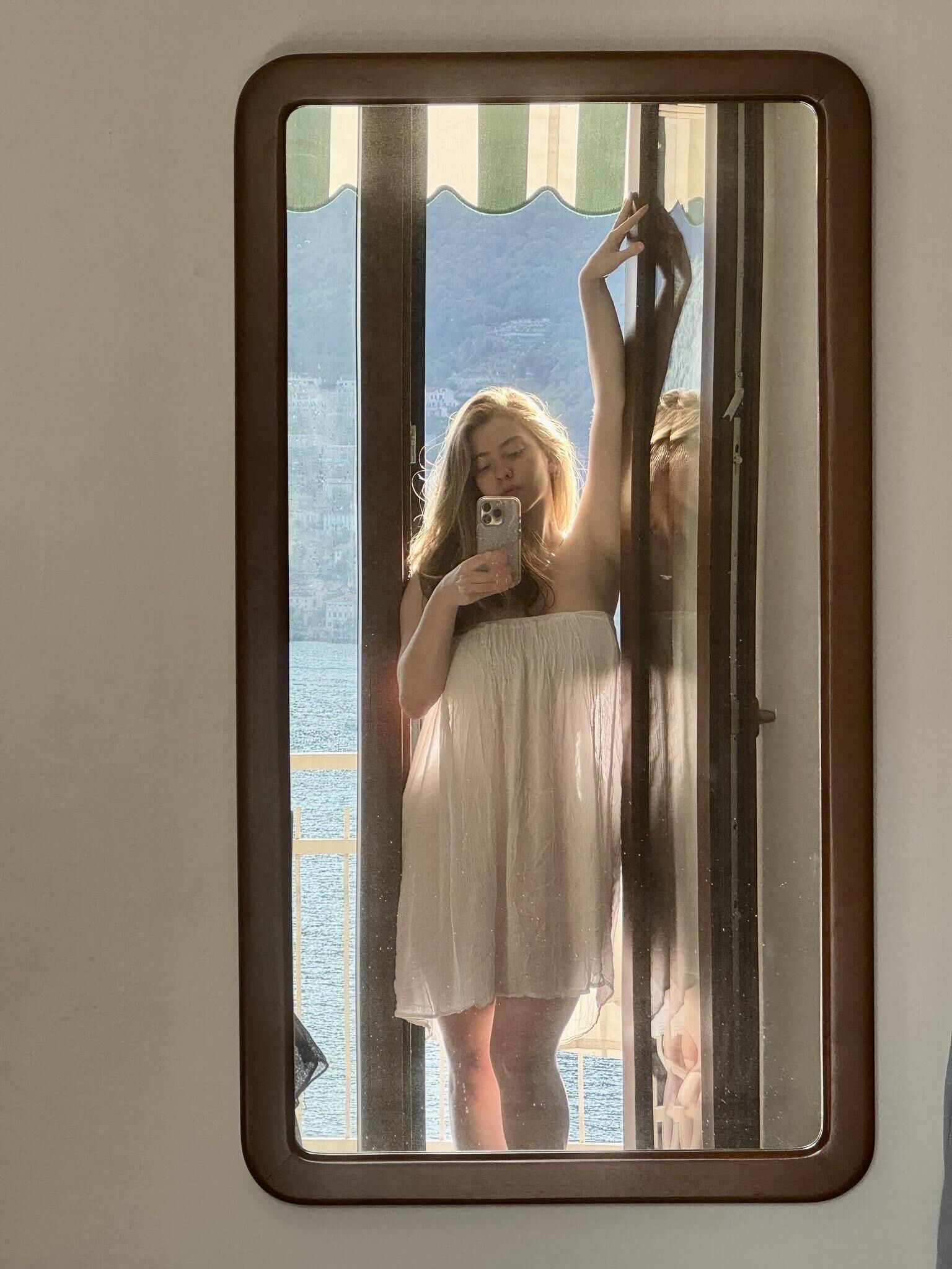 Emily Huge Boobs Big Butt Gorgeous Girl with Glasses Mixed Shots