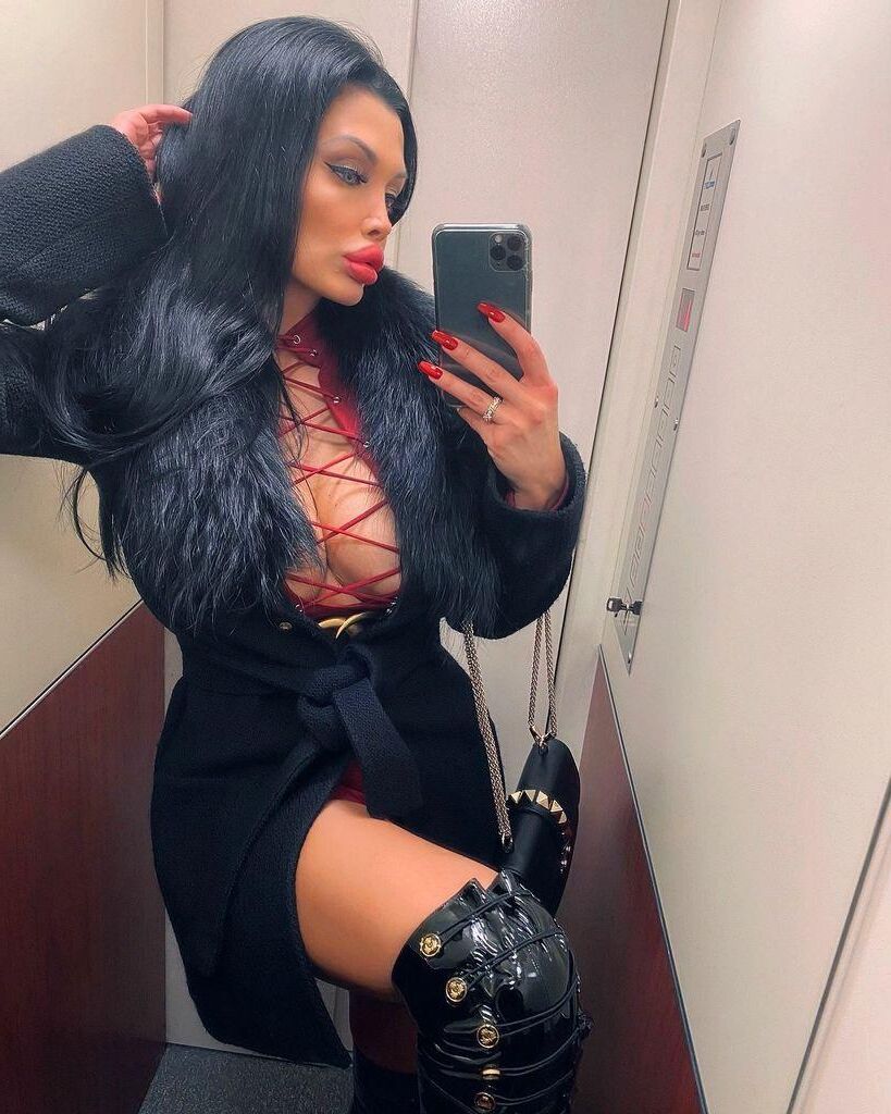 Bimbos chav bitches to stroke and drain our full balls so fast