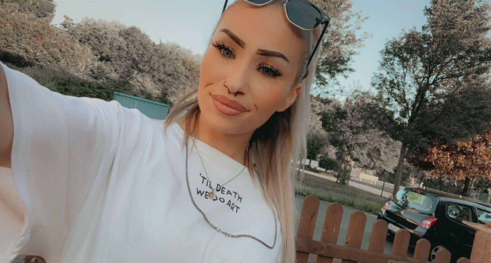 Comment her dirty if you wanna see her naked