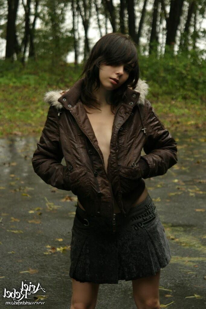 Ariel Rebel photo galleries 