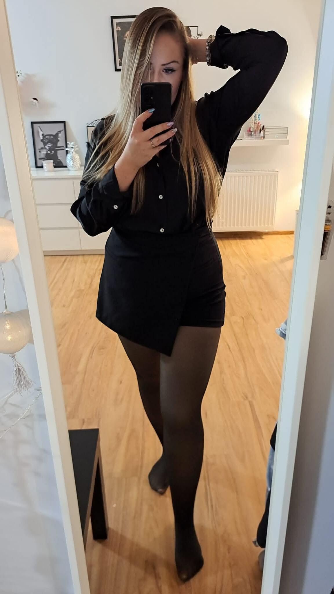Pantyhosed ladies comment which one is for you