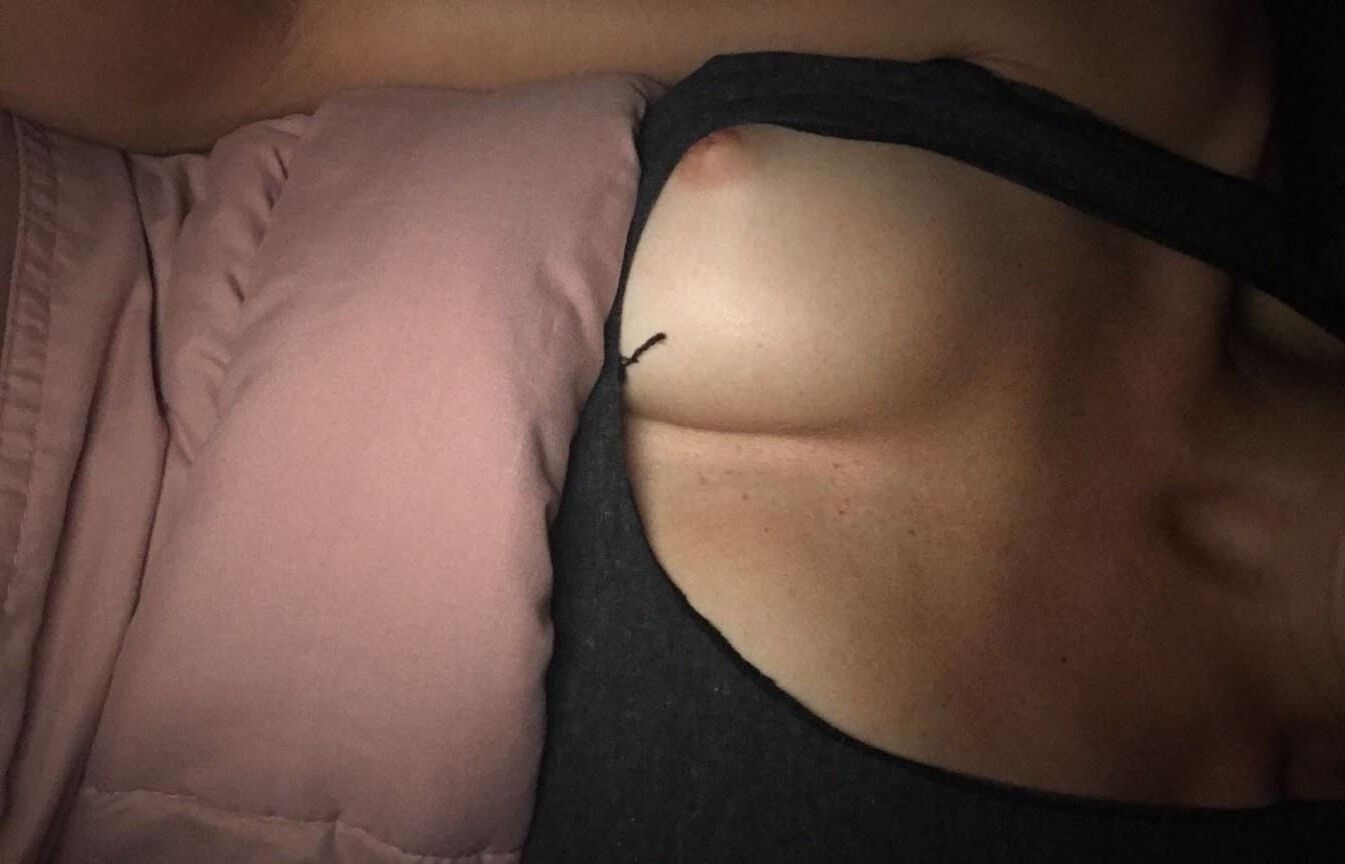 Hotwife Exposed Booty Fit Teen topless Selfie Cuck Shared Slut